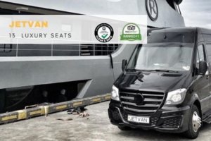 Luxury private transfer to from keflavik